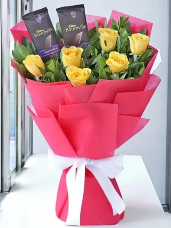 Send Flowers to Alanya - Bouquet of Yellow Roses and Dark Chocolate